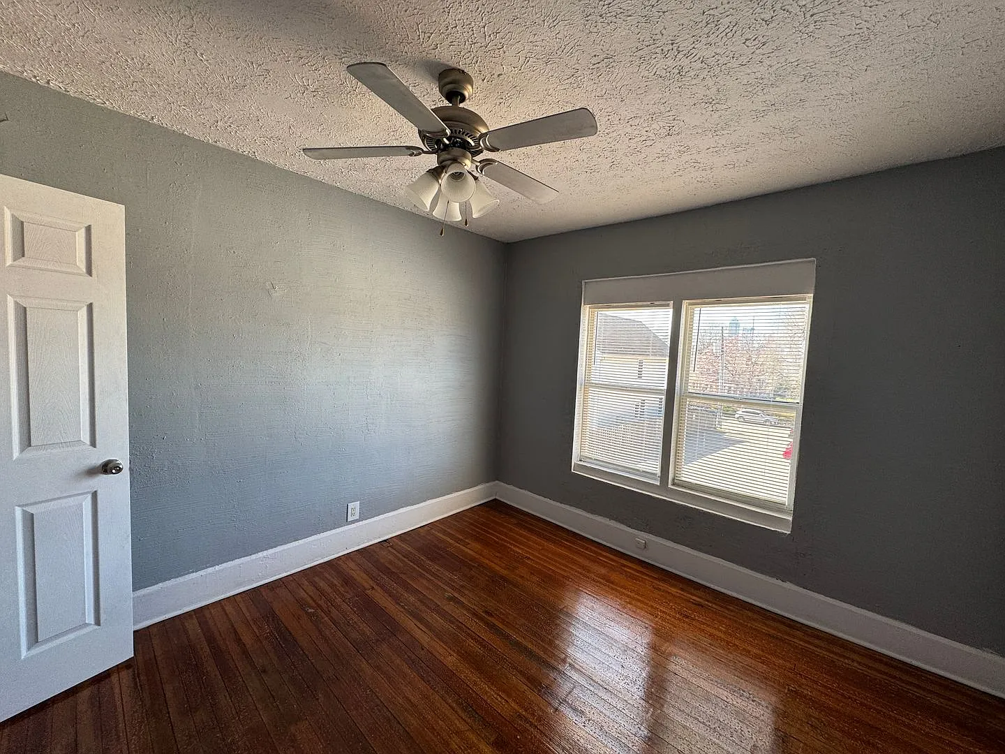 1517 E Michigan St — Photo 3