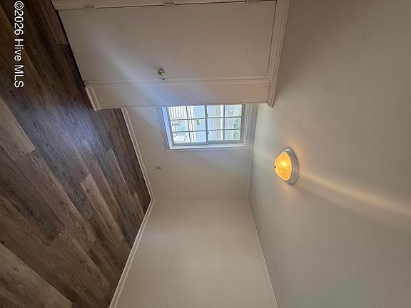 5th image of 111 Phillips Street