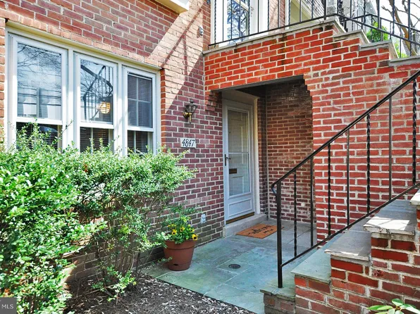 4847 Sangamore Rd #24, Bethesda, MD 20816