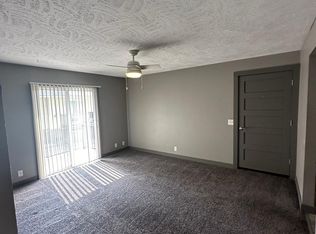 1019 Johnstown Ave, Salina, KS 67401