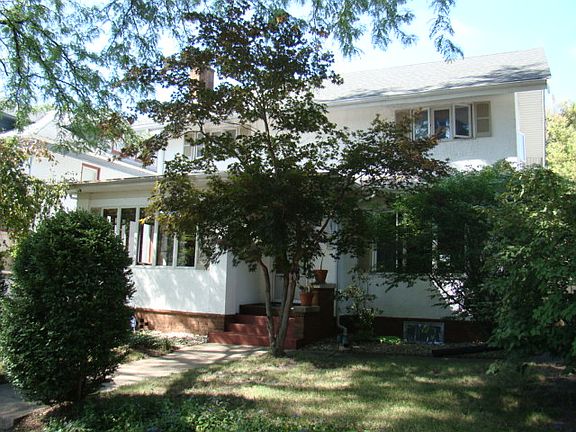 3rd image of 1712 Cumberland St