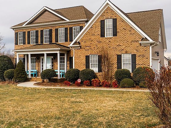 2nd image of 151 Willowbrooke Way