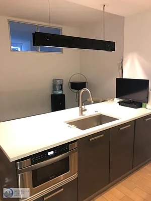 Rented by Metropolitan Property Group | media 23