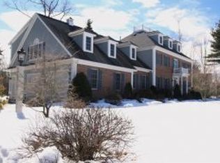 47 Long Hill Rd, Hollis, NH 03049