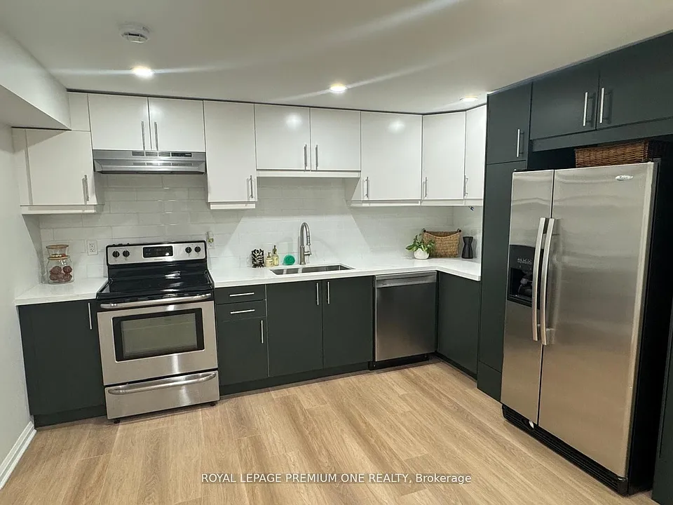 50 Faversham Cres #BASEMENT