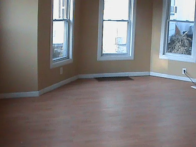 Raymond St, Elgin — Photo 3