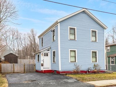 17 Aubin St, Amesbury, MA, 01913