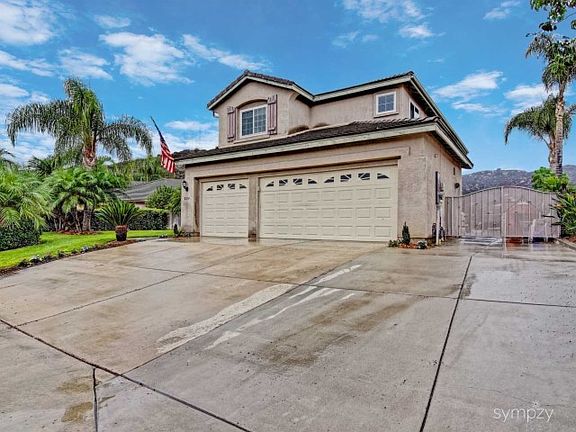 5th image of 8214 E County Dr