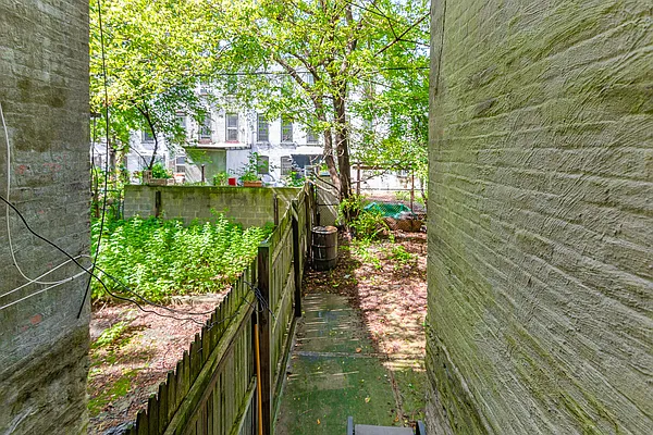 Rented by Urban Pads | media 16