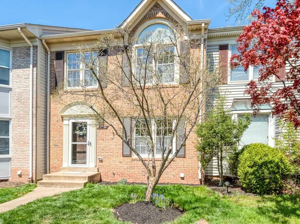5216 Stoney Branch Ct, Centreville, VA 20120