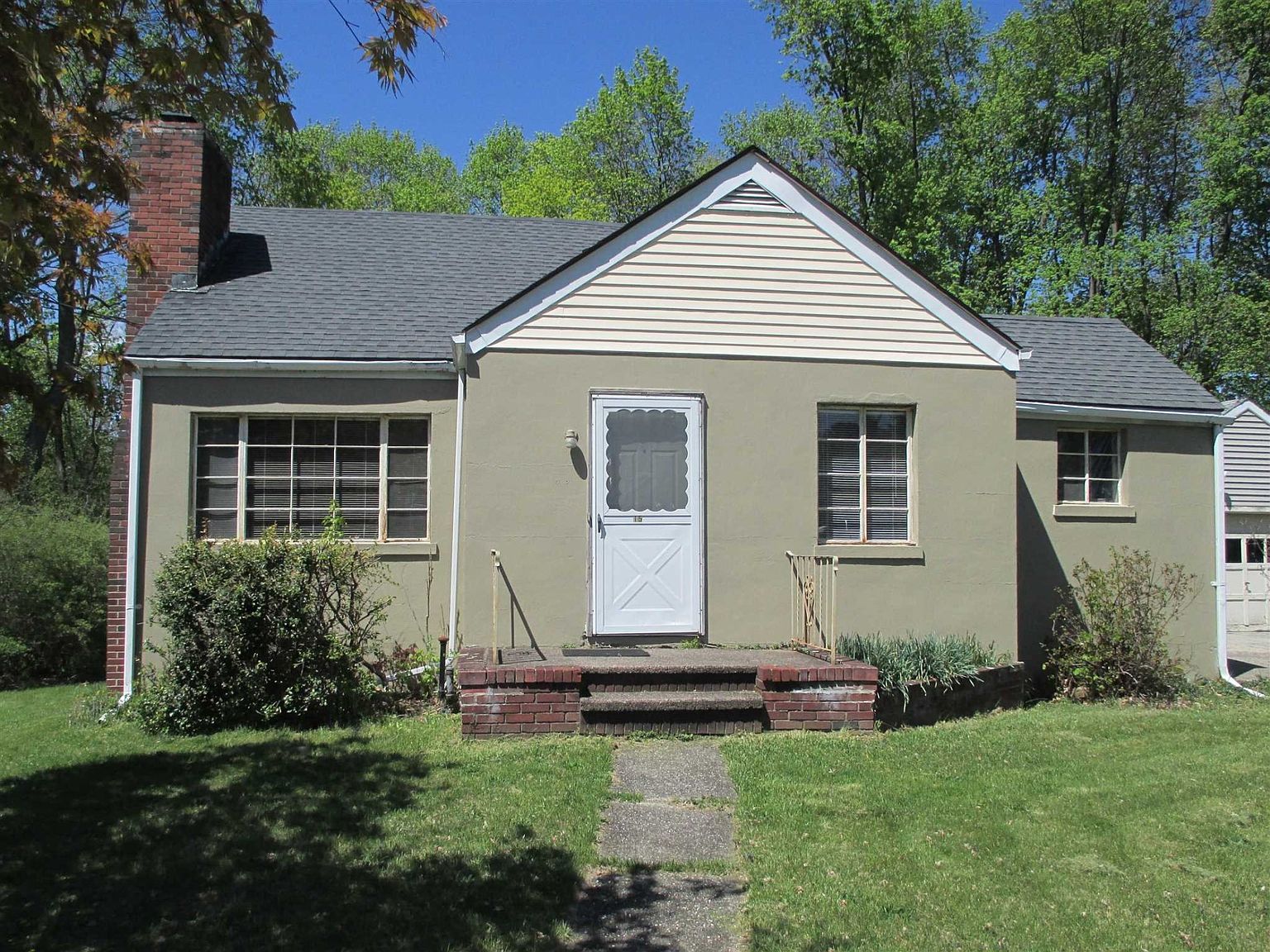 15 Treadwell Cir, Poughkeepsie, NY 12601 Zillow