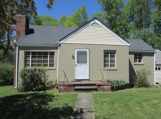 15 Treadwell Cir, Poughkeepsie, NY 12601