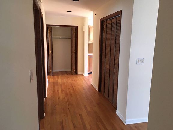 5th image of 135 Park Ave Floor 1