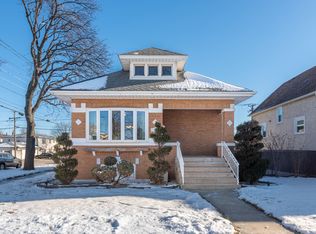 919 Broadway Ave, Melrose Park, IL 60160