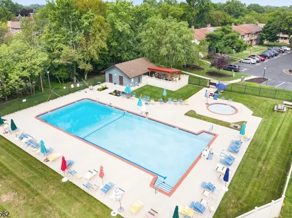489 Brookside Ln, Hillsborough Twp., NJ 08844