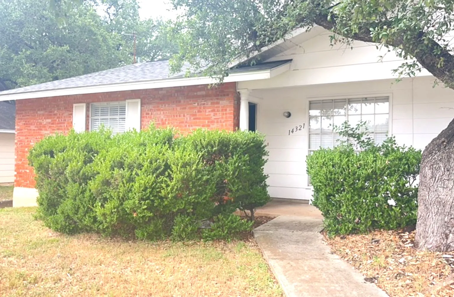 2 bed, 2086 sqft, $1,400 — Photo 1