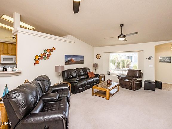 5th image of 2387 E Kensington Dr
