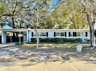 303 Smith Dr NE, Fort Walton Beach, FL 32548