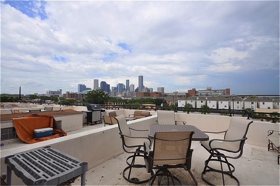2nd image of 310 Jensen Dr #7