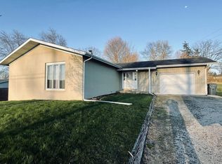 2328 S Marsh Ave, Yorktown, IN 47396