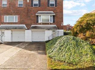 412 Rennard St, Philadelphia, PA 19116