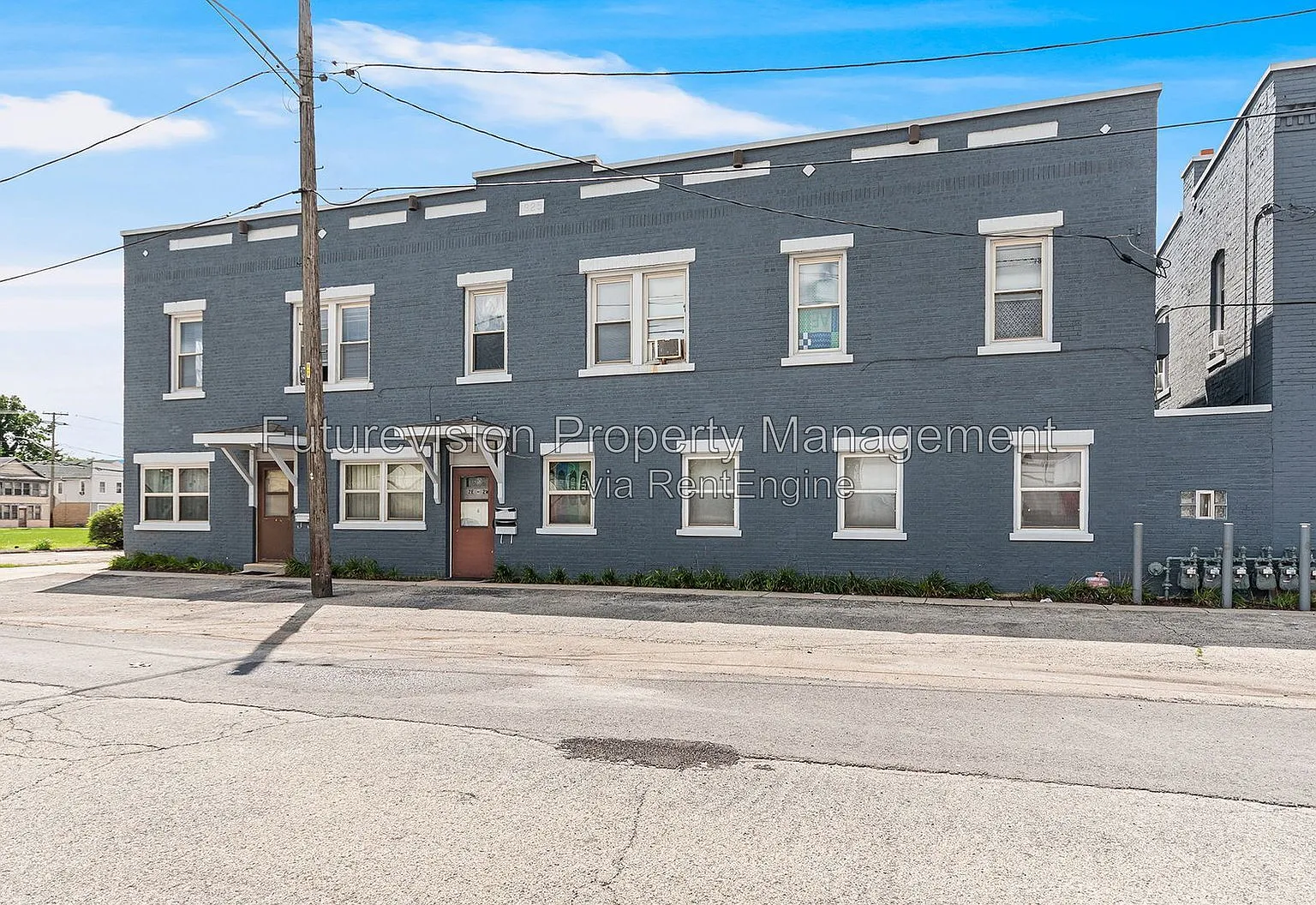 2 bed, 1.0 bath, $1,295 — Photo 1