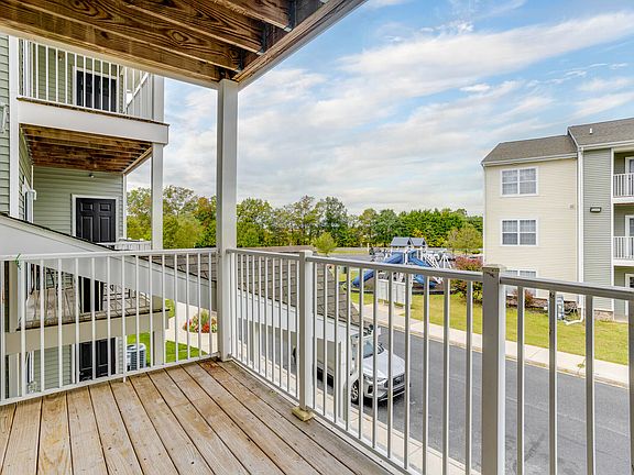 5th image of 23030 Meadow Wood Ct #A1