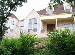 15661 Chinquapin, Helotes, TX 78023