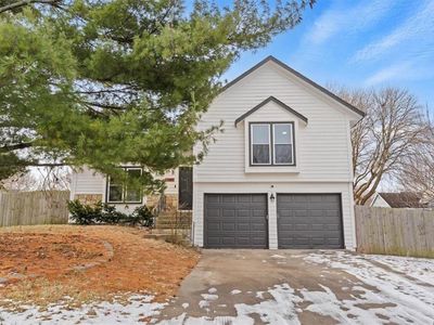 15907 W 124th Ter, Olathe, KS, 66062