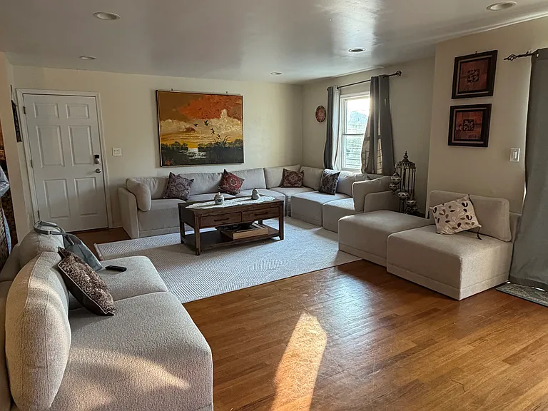336 Murray St #1 — Photo 1