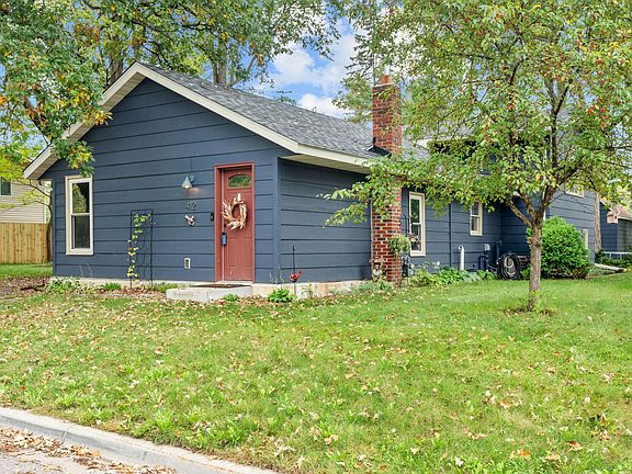 2nd image of 412 Garfield Ave