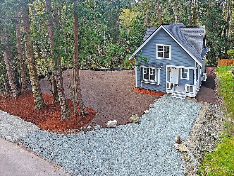 4th image of 1672 Aspen Drive