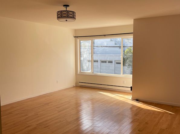 2280 Green St APT 102