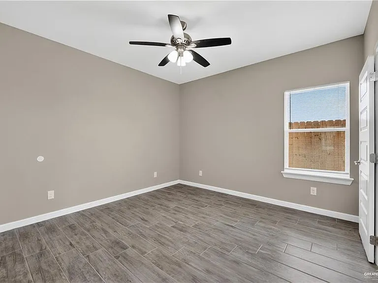 1201 Country Club Dr #1 — Photo 12
