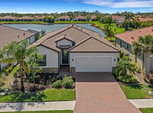 9825 Hilltop Dr, Venice, FL 34292