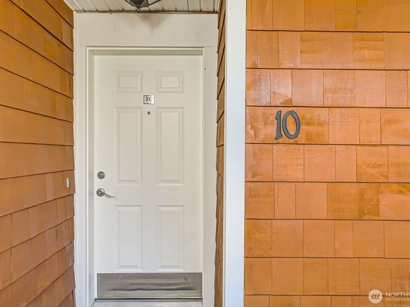 3018 128th Avenue SE #10, Bellevue, WA 98005