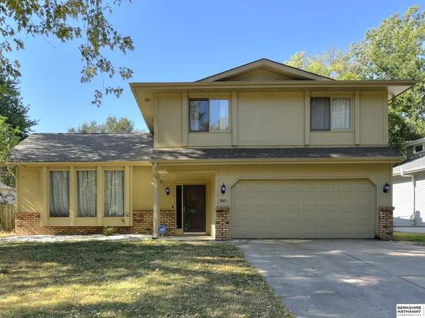 810 Kountze Memorial Dr, Bellevue, NE 68005