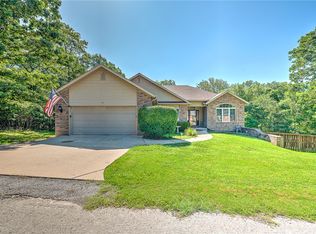 3 Highworth Ln, Bella Vista, AR 72714