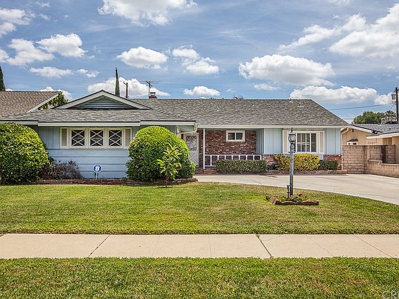 5th image of 9162 Petit Ave