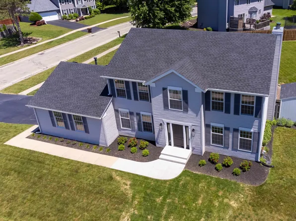 3593 Applewood Ln, Rockford, IL 61114