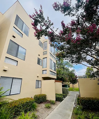 912 Beach Park Blvd #85 Photo 1