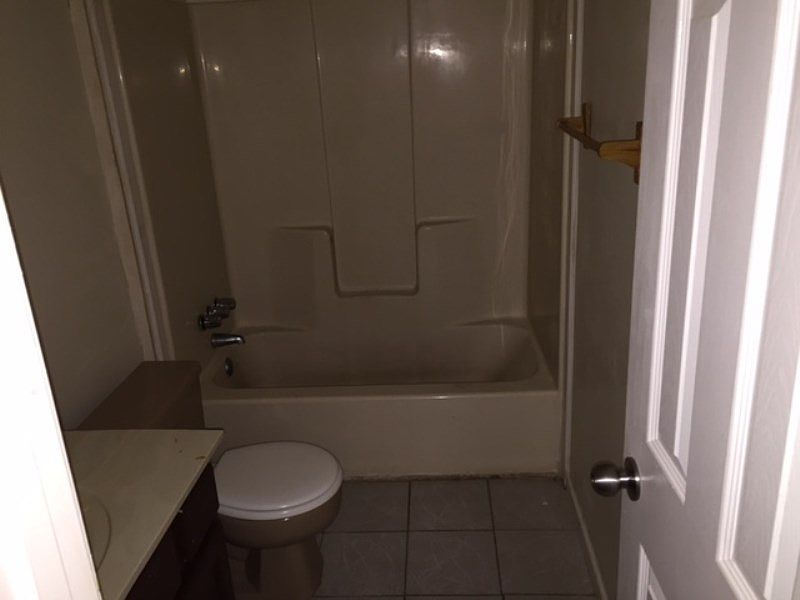 2nd image of 8 Lower Mann St