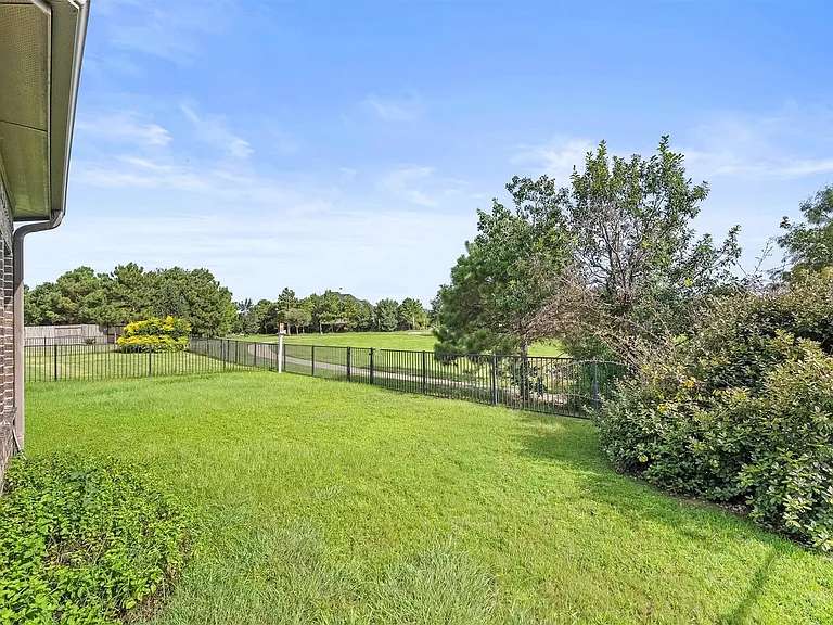 28131 Scenic Shore Ln — Photo 44