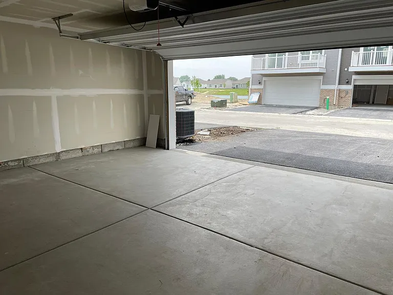 14936 S McCarthy Cir — Photo 28