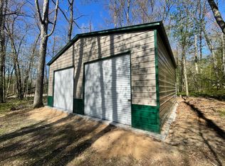 8205 E 32nd St, Chase, MI 49623