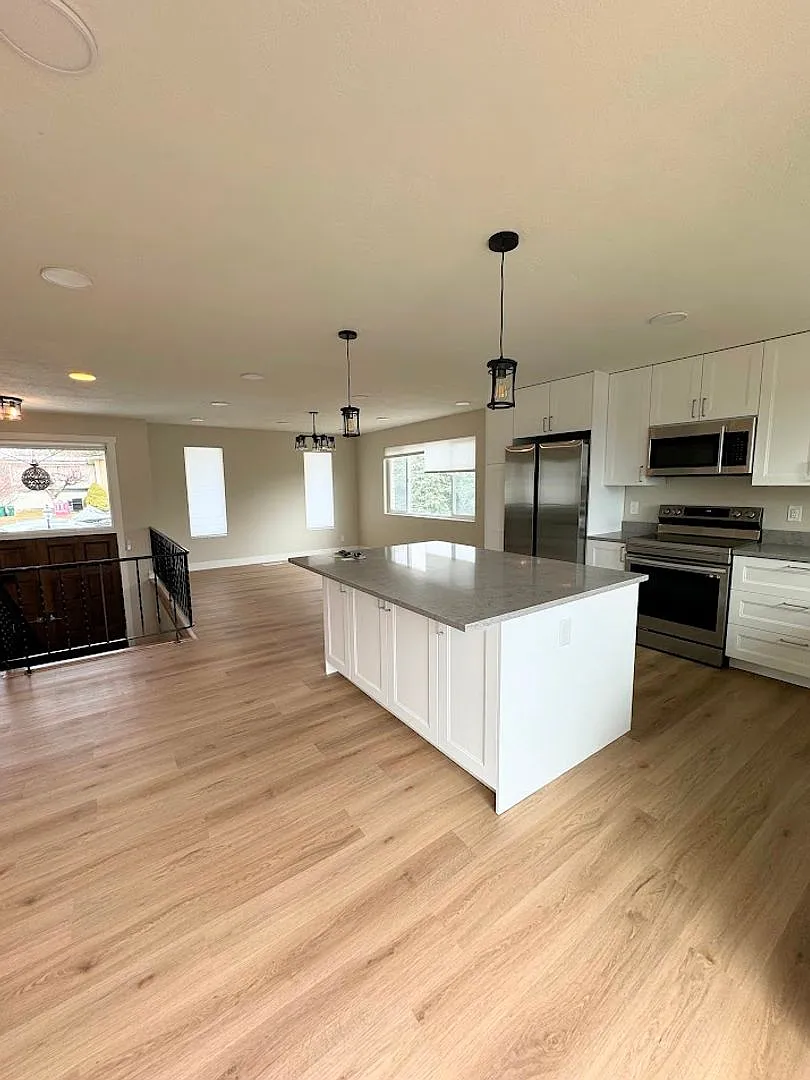 Beautiful remodeled home in Orem! — Photo 4