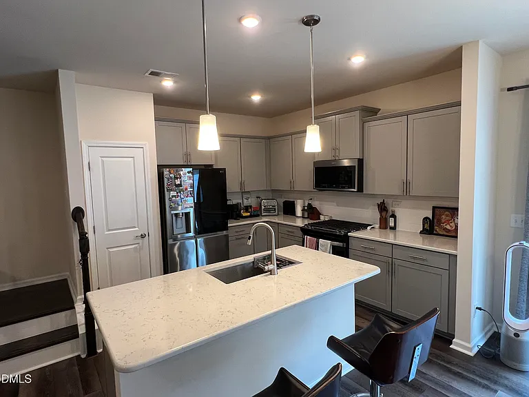 1176 Citadel Ave — Photo 8