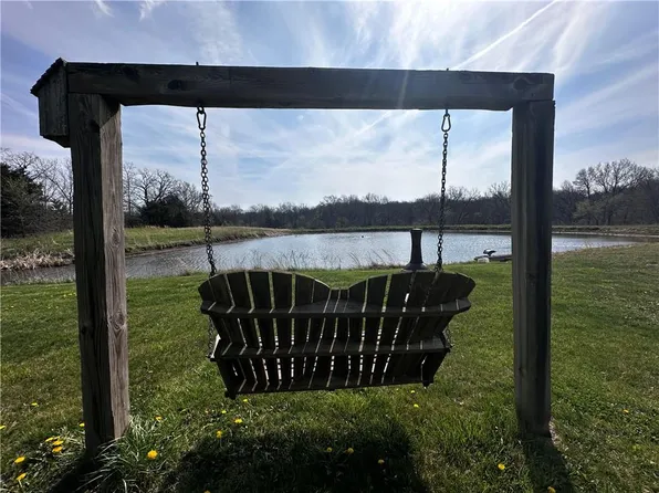 26034 SE State Route Ee, Weatherby, MO 64497