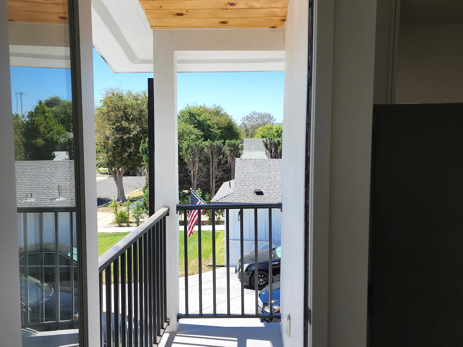 6653 Melba Ave — Photo 4
