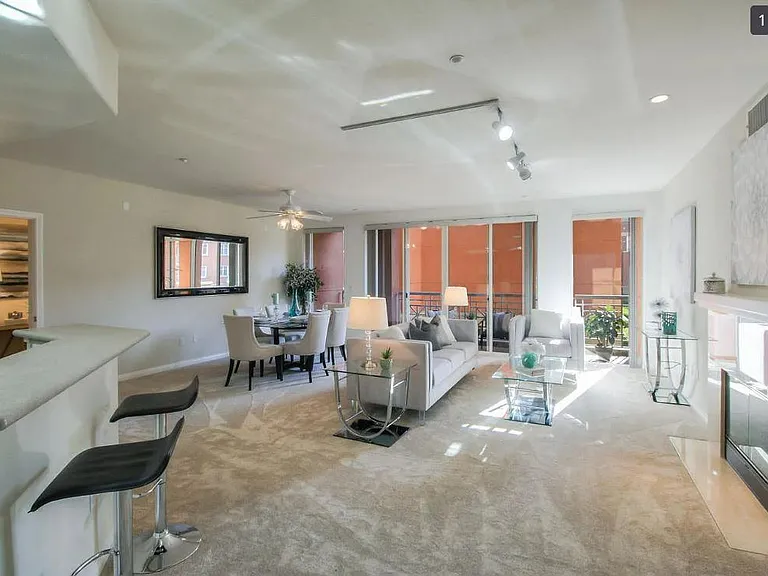 130 E San Fernando St #417 — Photo 1